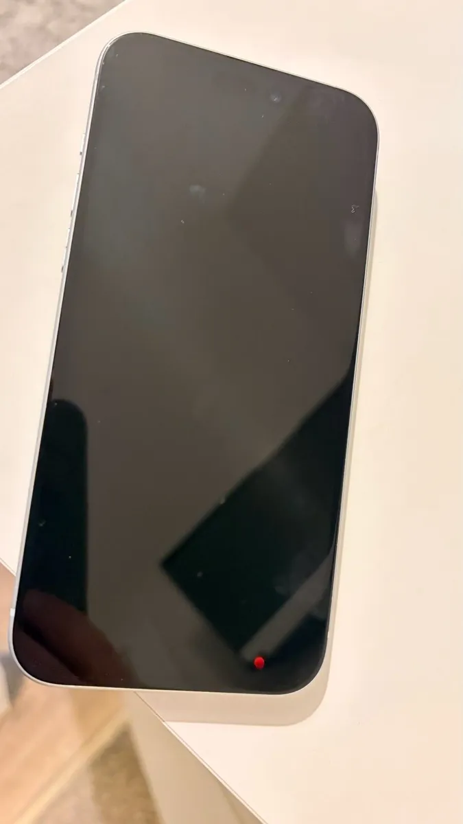IPhone 15 plus 256 - Image 2