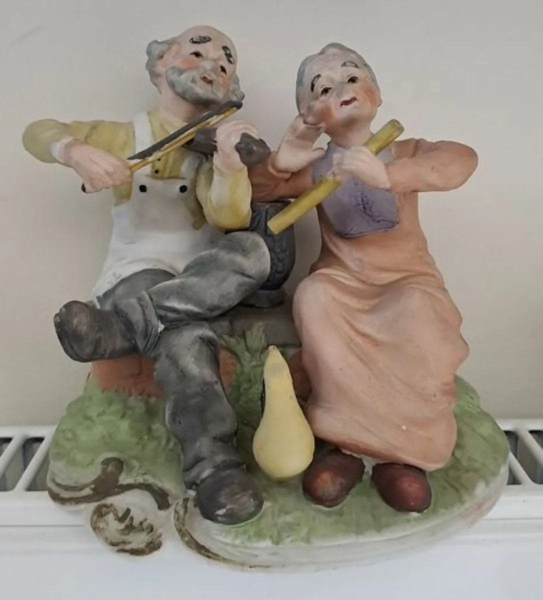 Vintage Capodimonte figurine - Image 1