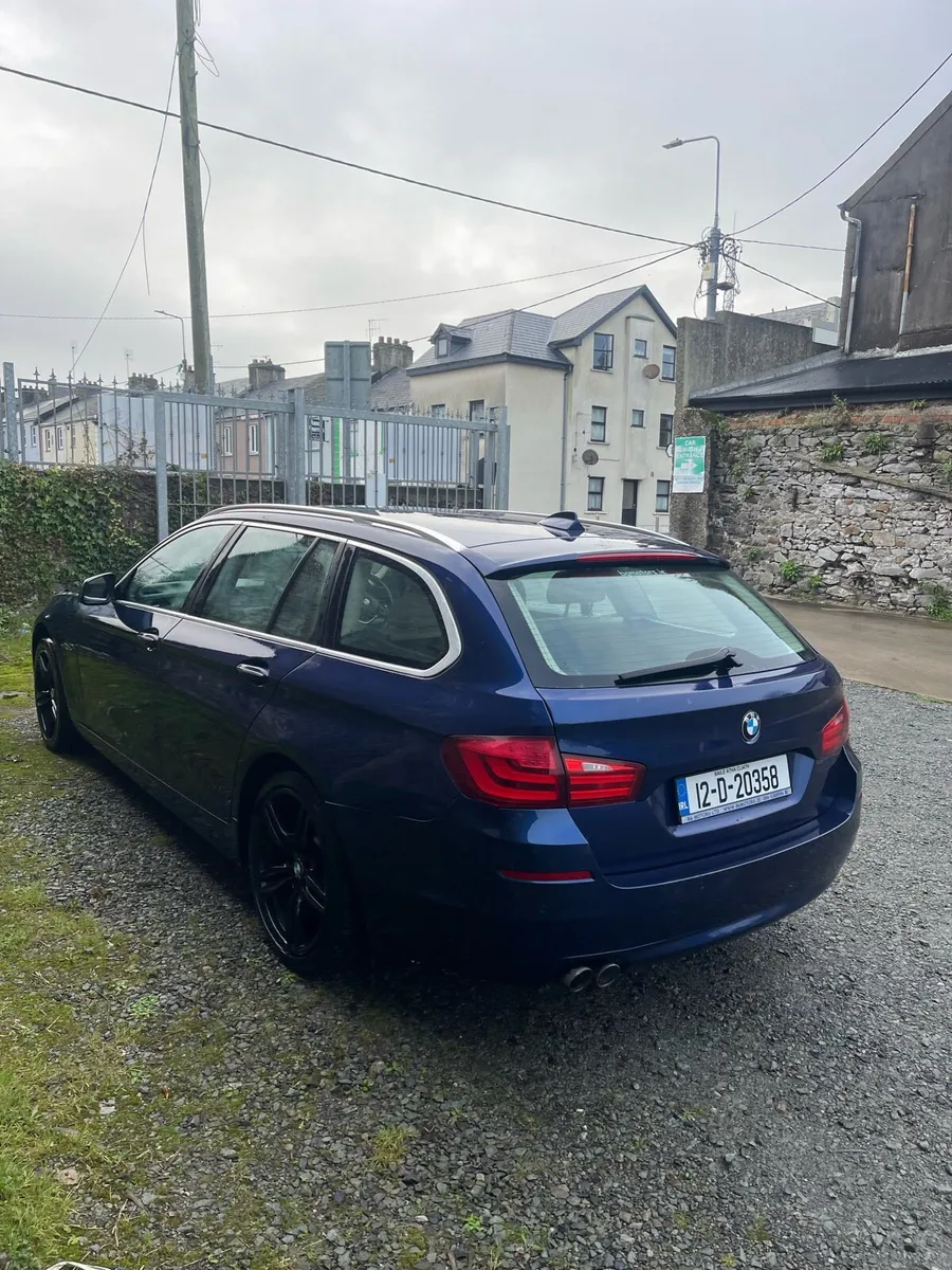 BMW 520D ESTATE 2012 - Image 2