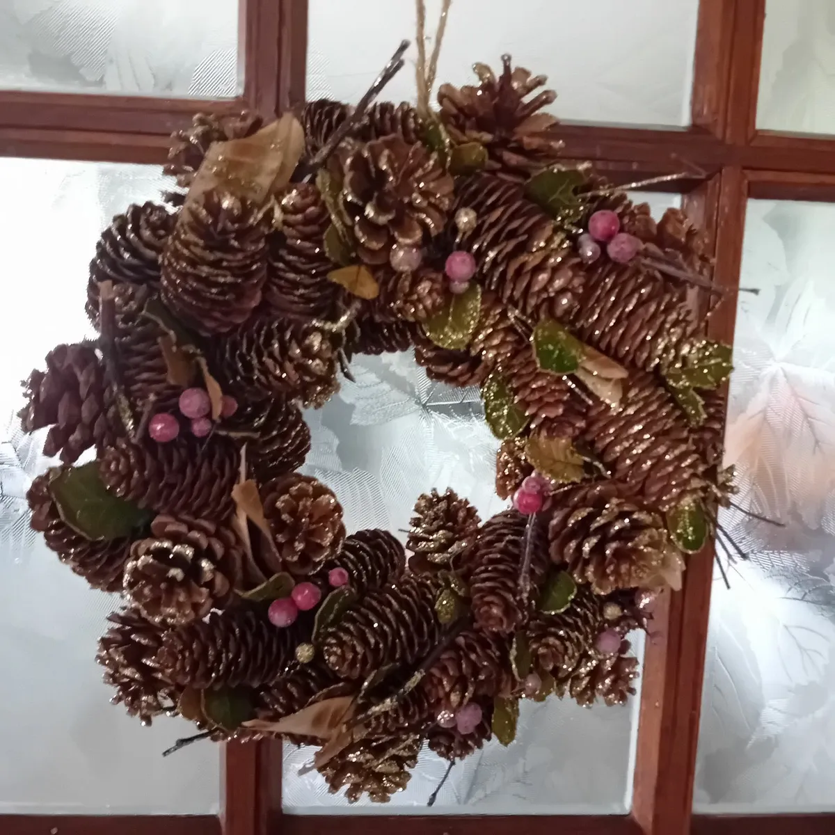 12" Wreath - Image 1