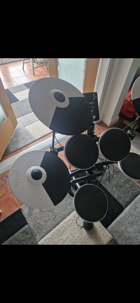 Roland electronic drumset - Image 3