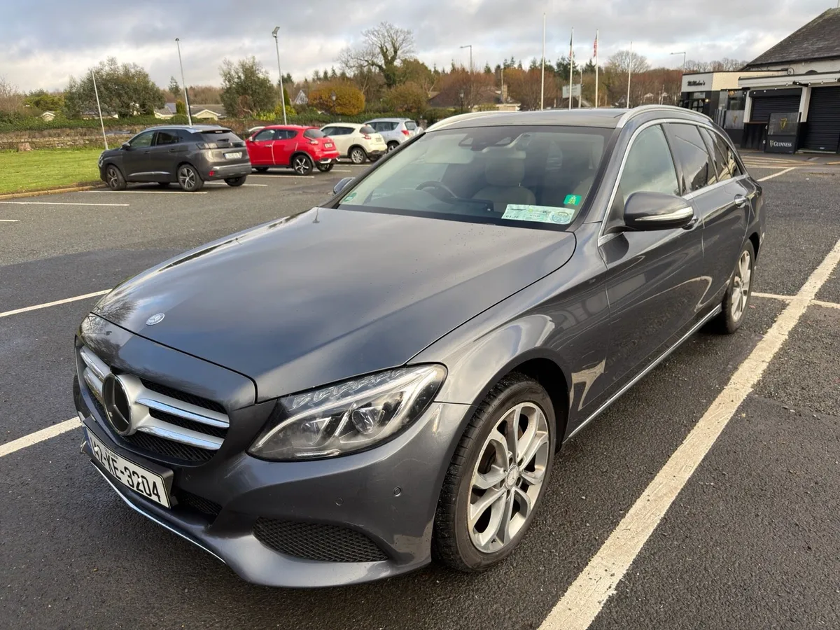 Mercedes C-Class 220d Huge Spec - Image 3
