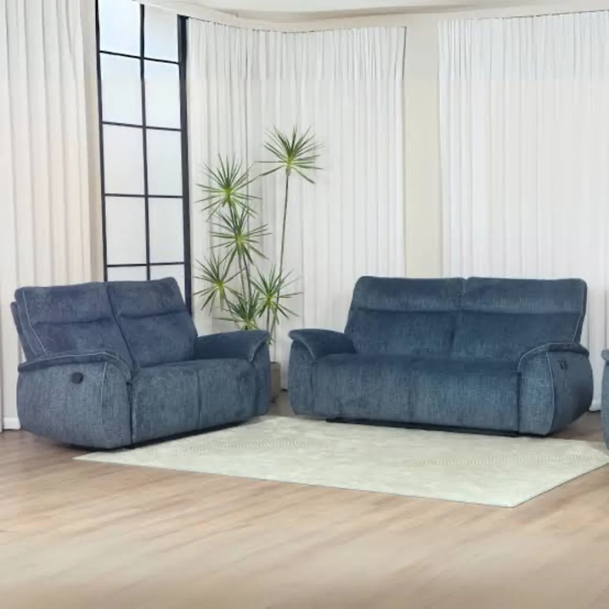 Brand new Aston 3 plus 2 recliners reduced