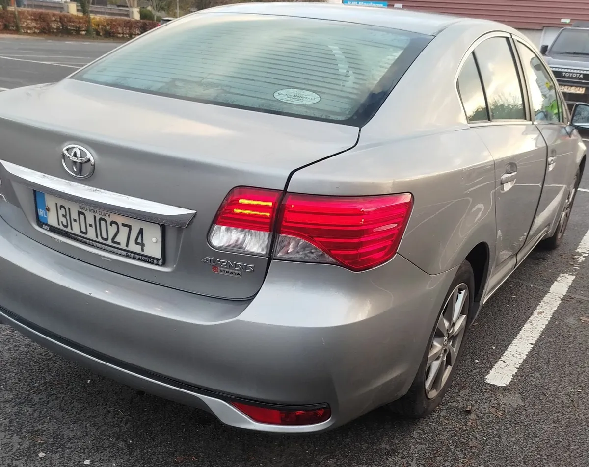 Toyota Avensis 2013 - Image 3