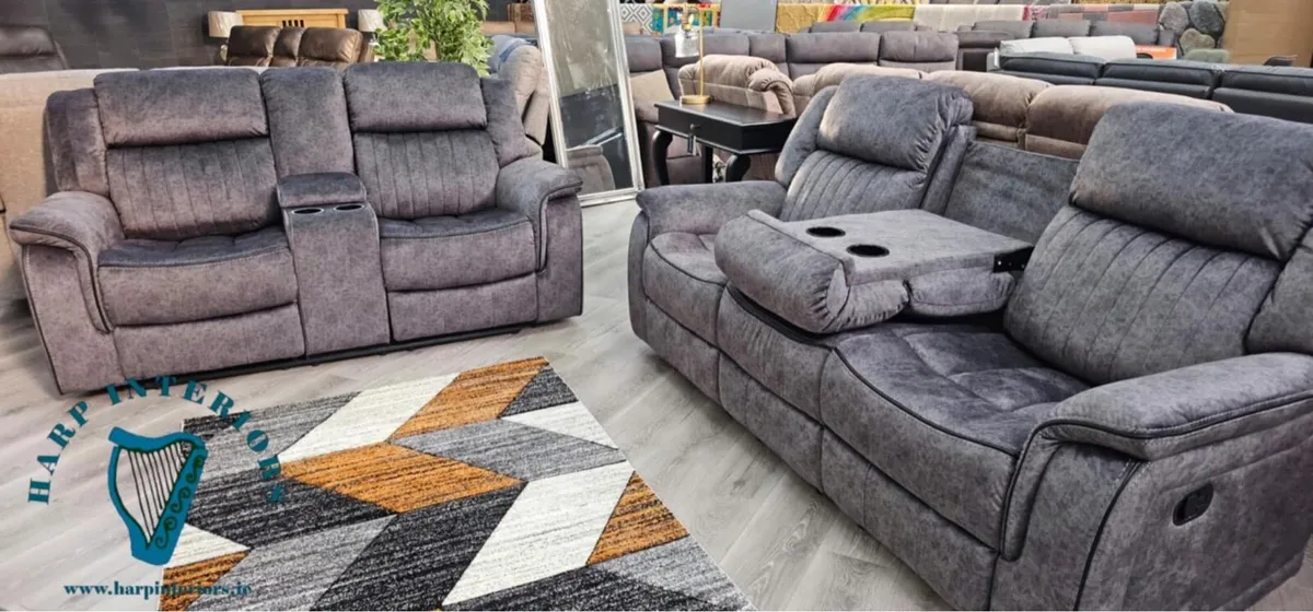 Brand new Washington 3 plus 2 recliners