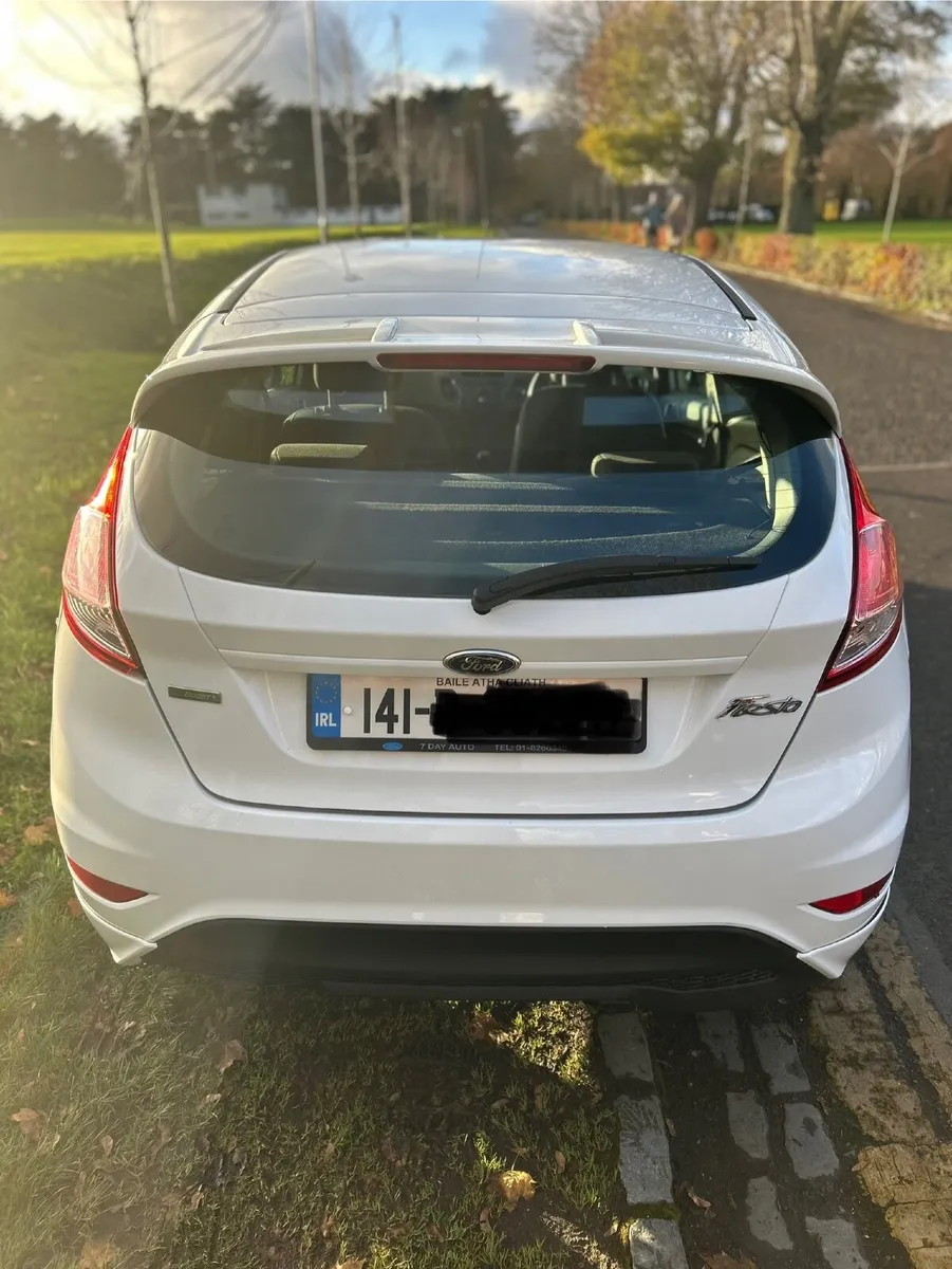 2014 Ford Fiesta 1.0 Petrol EcoBoost - Image 4