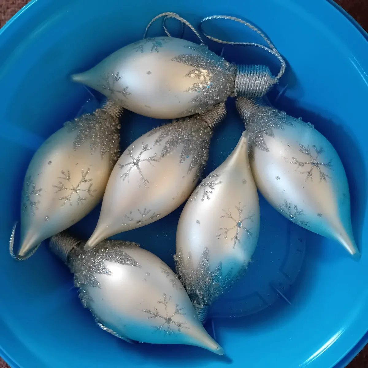 24 Christmas tree baubles - Image 3