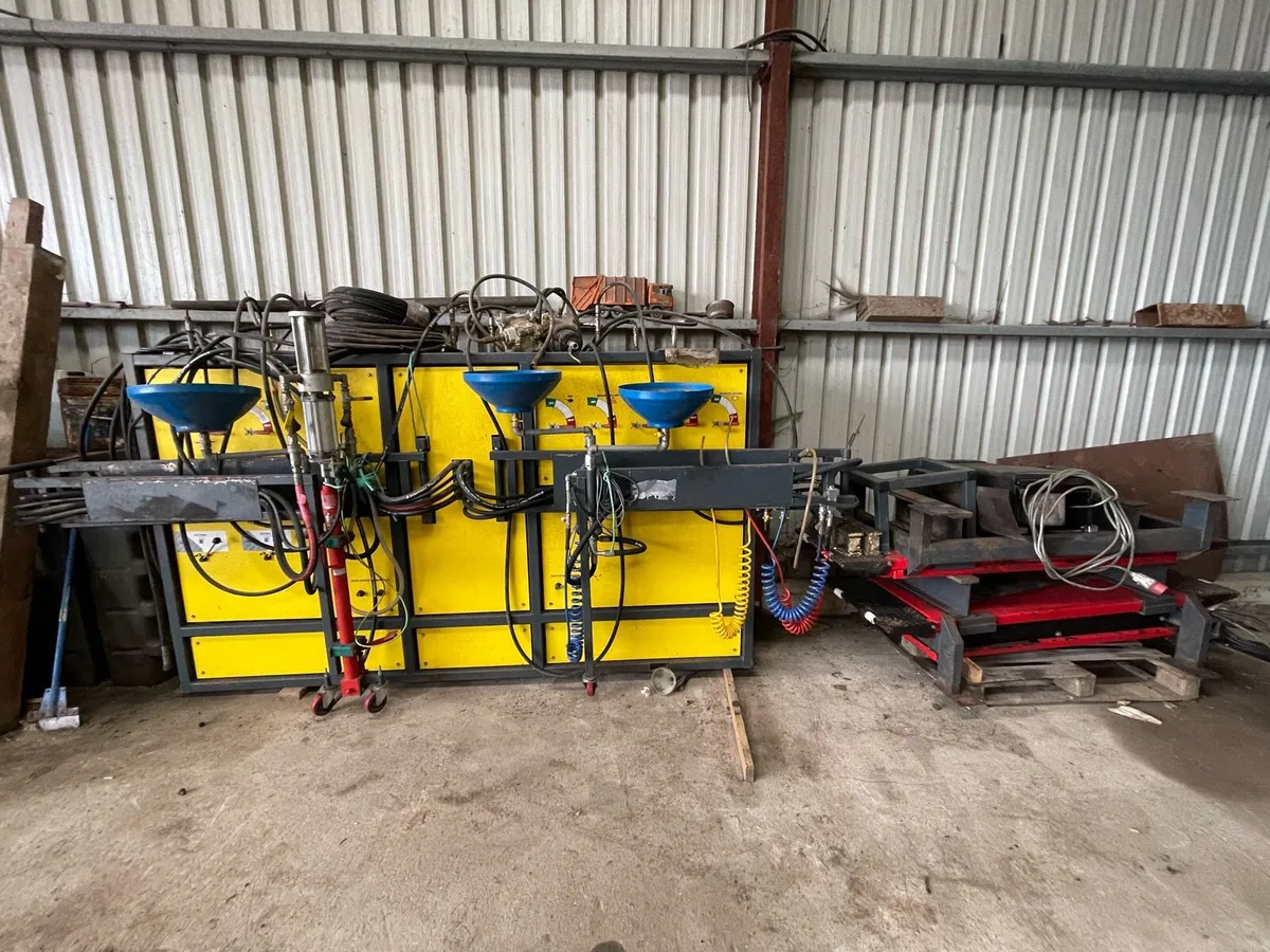 Car Depolluting Machine - Image 1