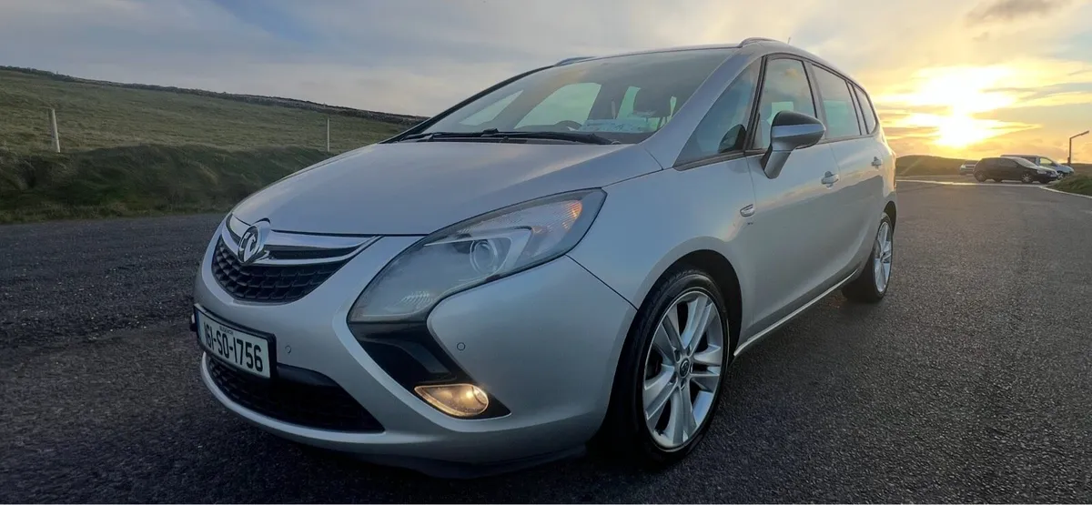 Vauxall Zafira toure 7 seater - Image 1