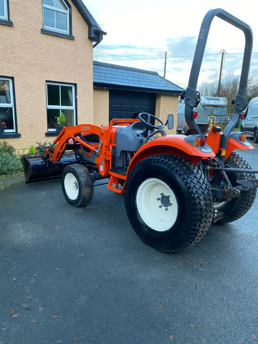 Kioti compact tractor for sale - Image 1