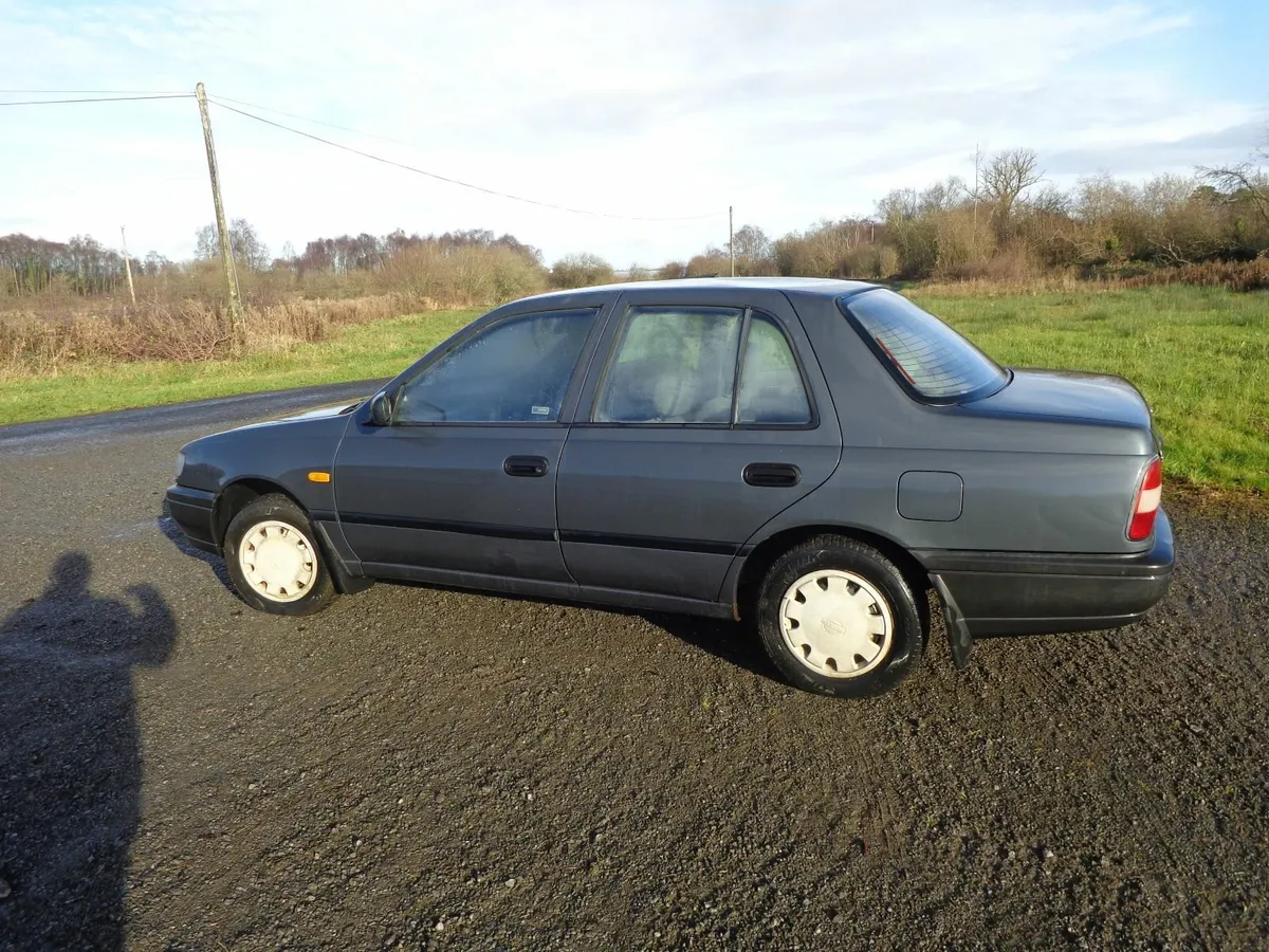 Nissan Sunny 1991 - Image 1