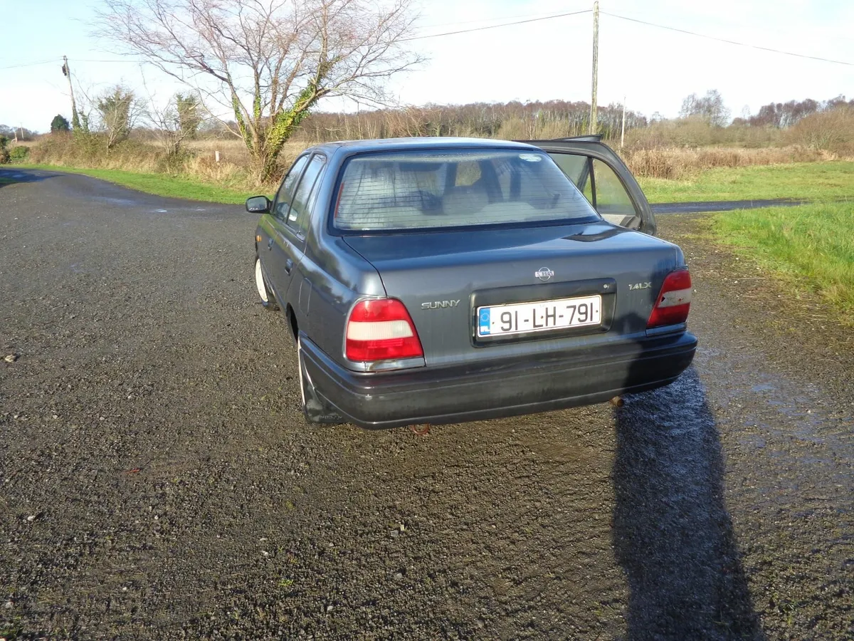 Nissan Sunny 1991 - Image 2
