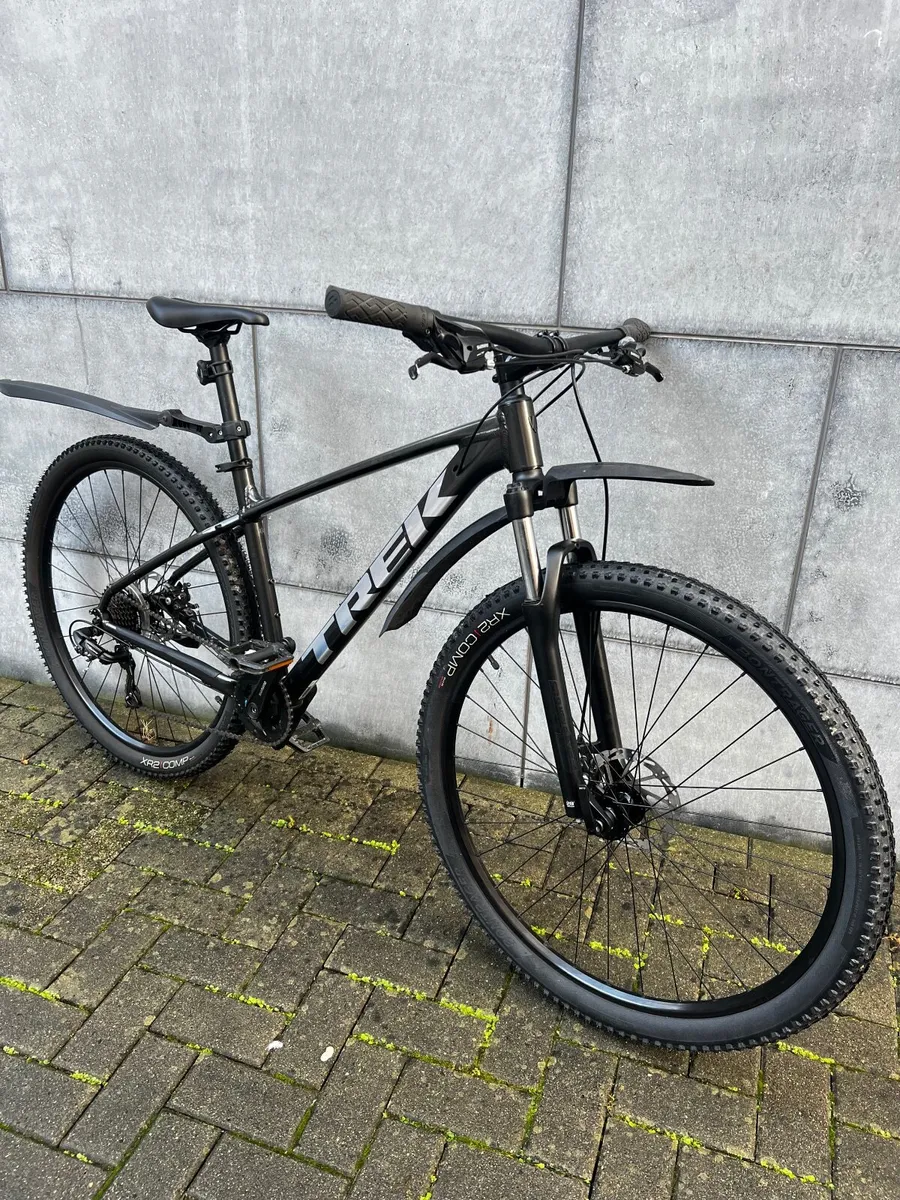 Trek Marlin 4 - Image 1
