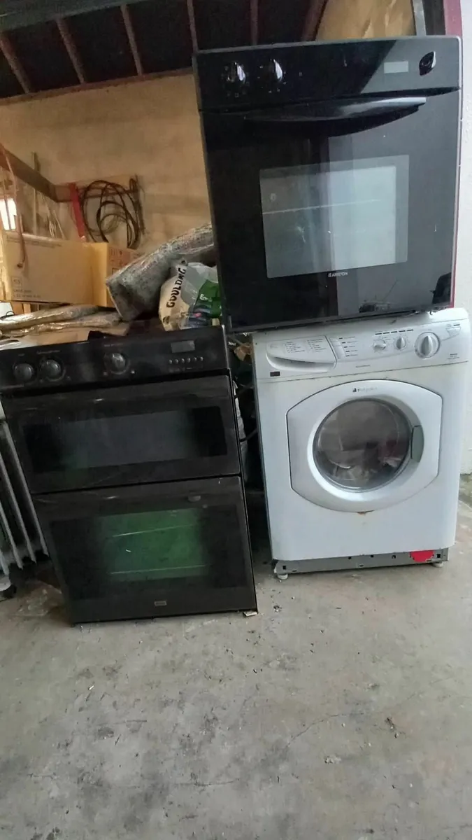 Kitchen/Dining table - Image 2