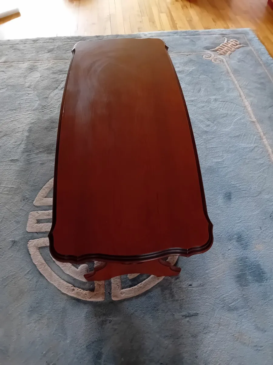 Coffee table - Image 1