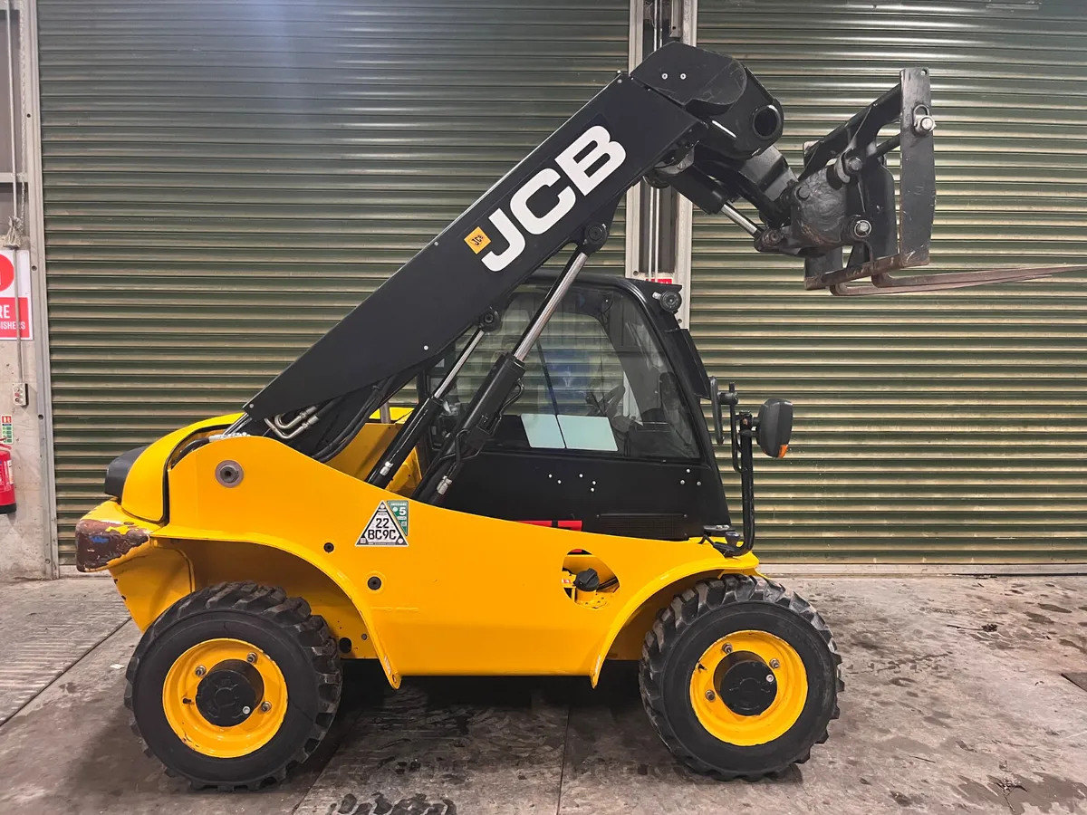 2021 JCB 520-40 - Image 4