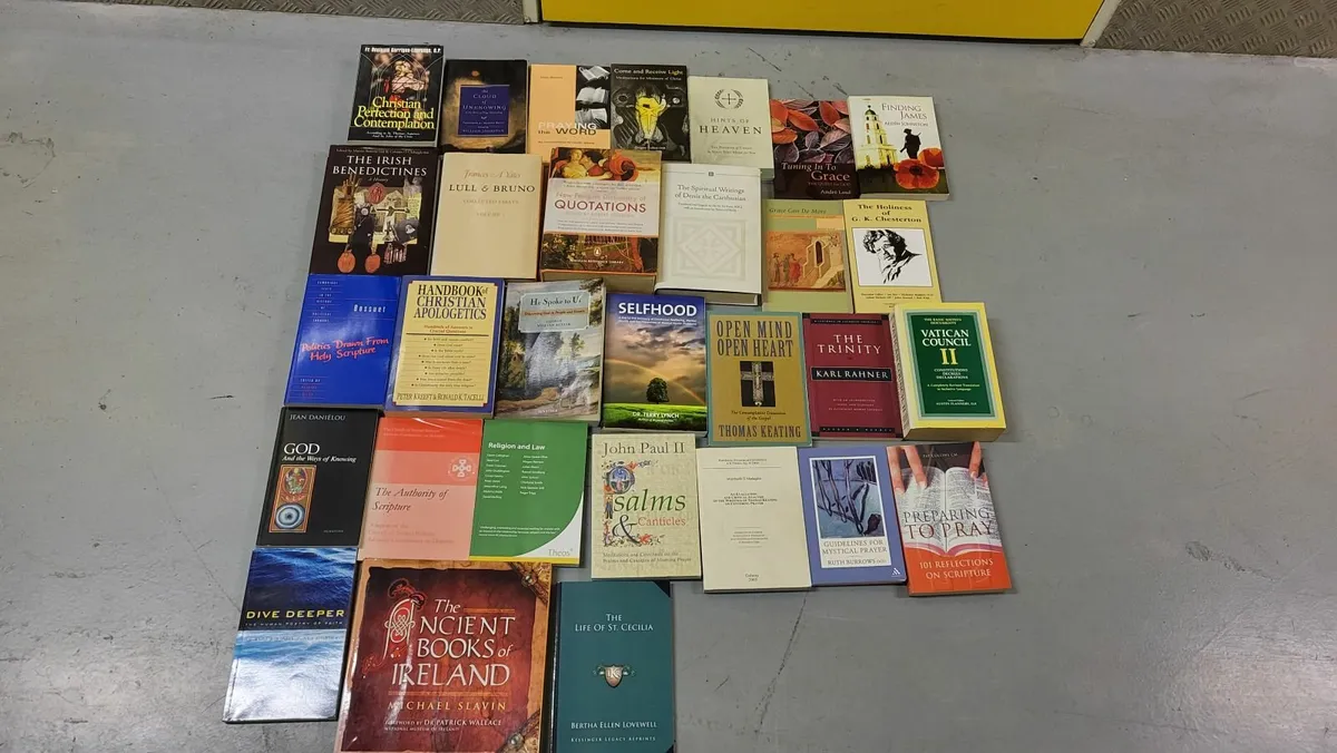 College Books - Image 3