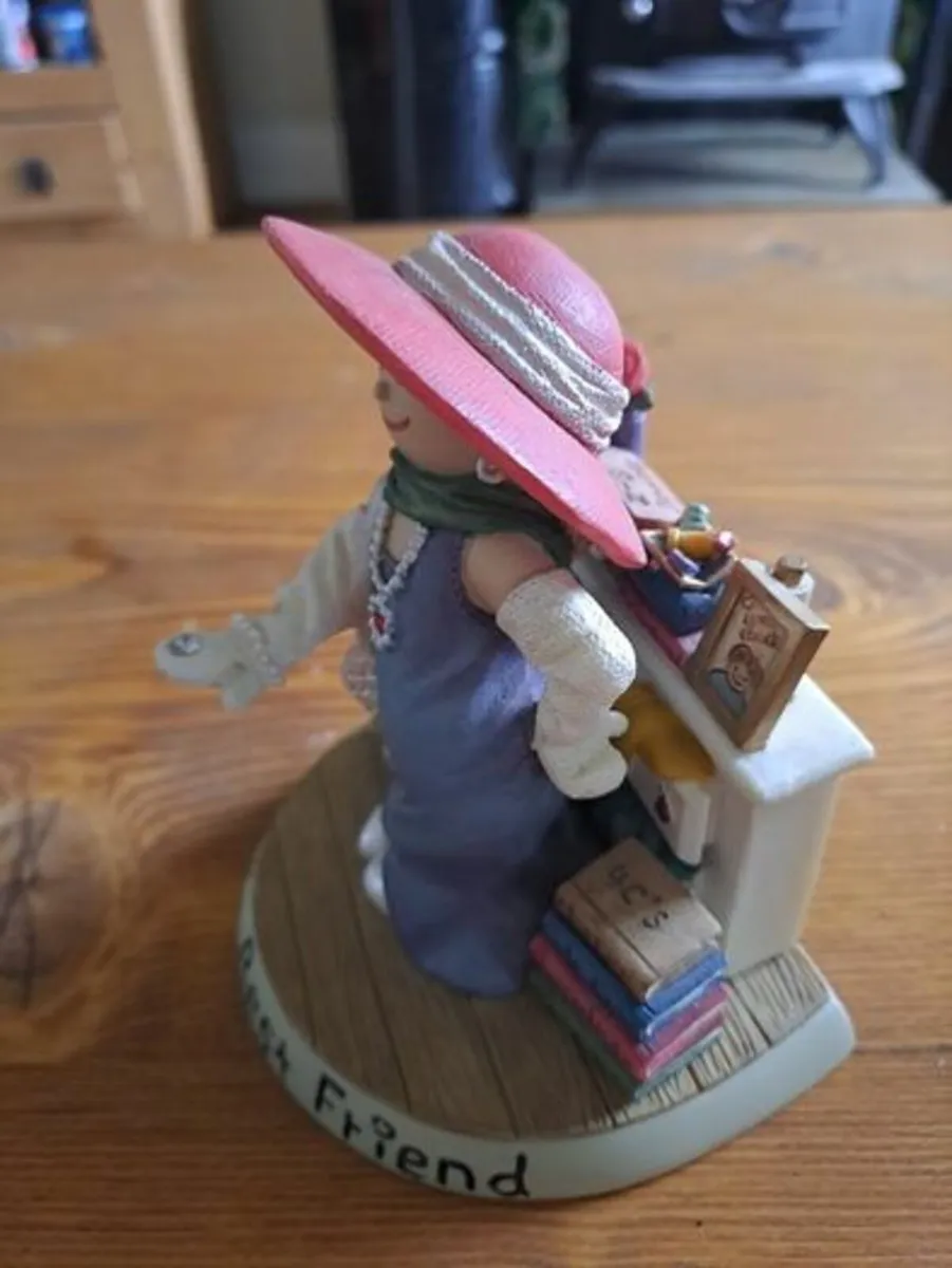 Zingle-Berry Figurine 1999 - Image 2