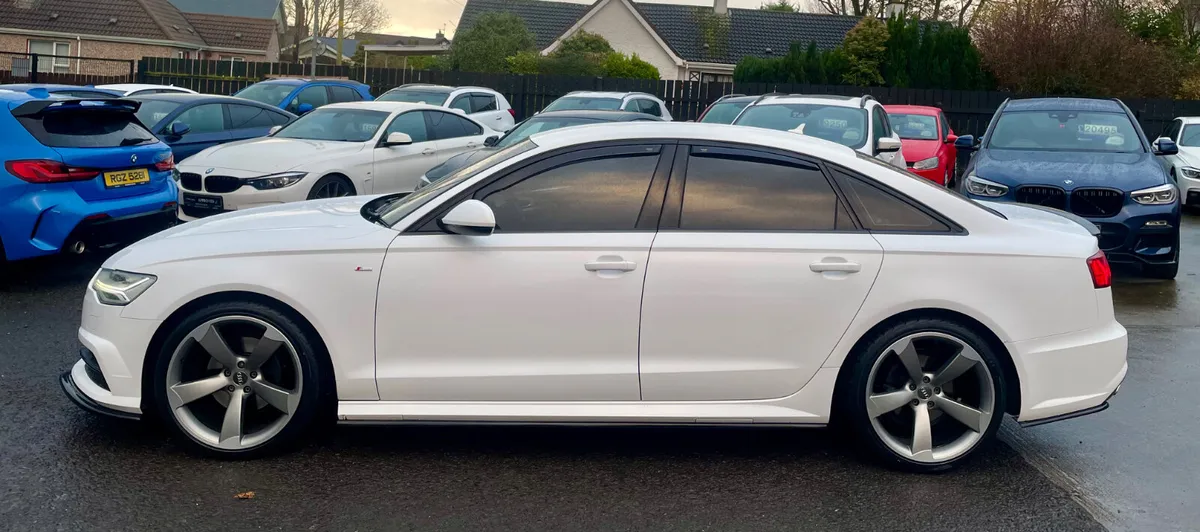 Audi A6 2015 S Line Black Edition - Image 4