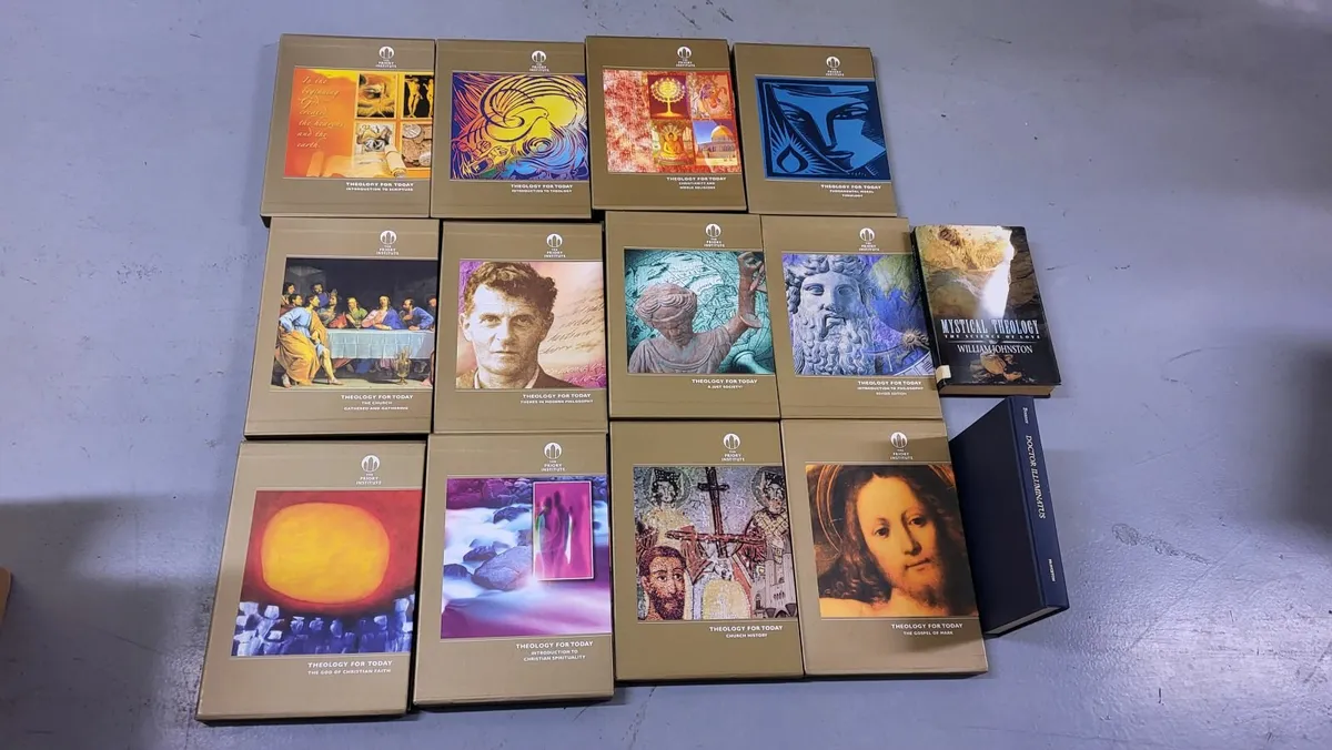 College Books - Image 4