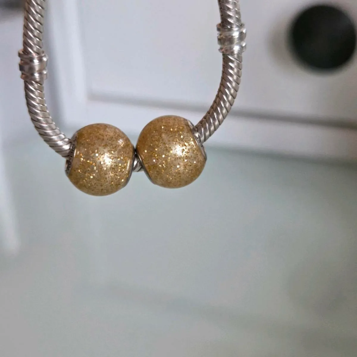 Pandora charms glitter yellow gold - Image 1