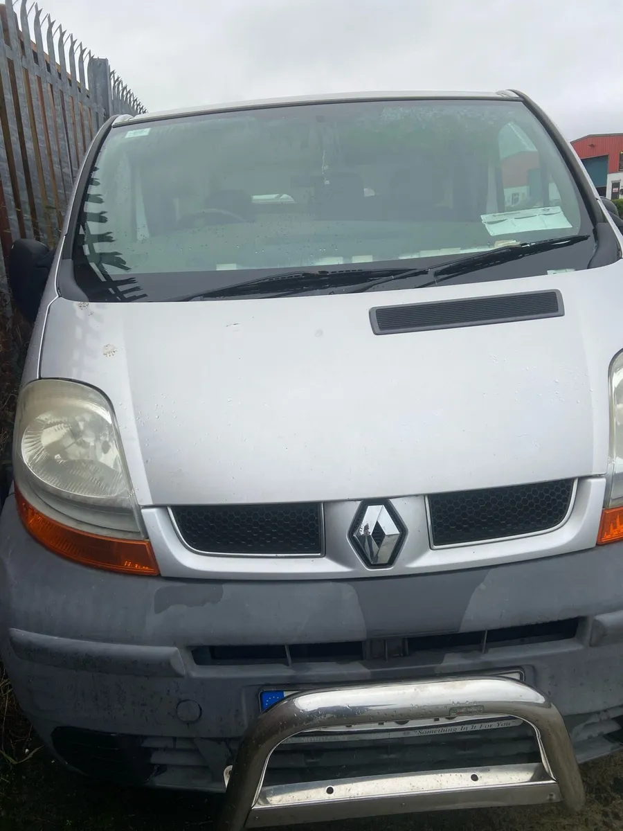 Renault traffic van - Image 1