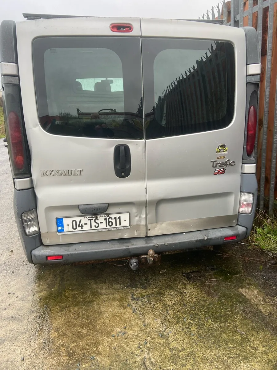 Renault traffic van - Image 3