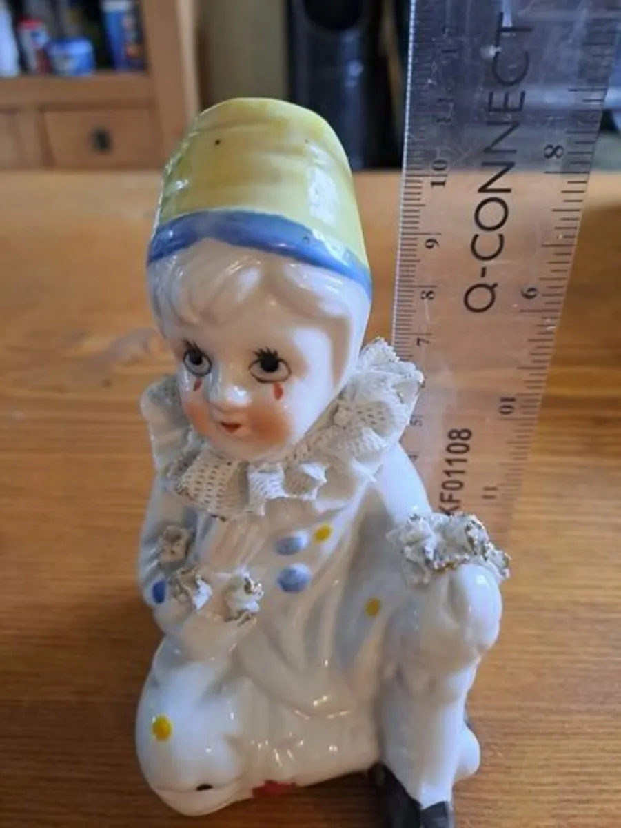 Vintage Sophia Ann clown figurine - Image 4