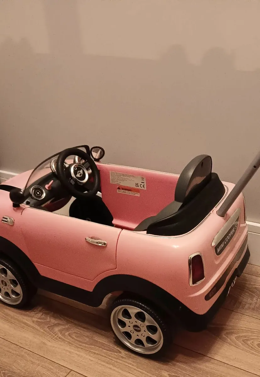 Toy Mini Cooper car - Image 1