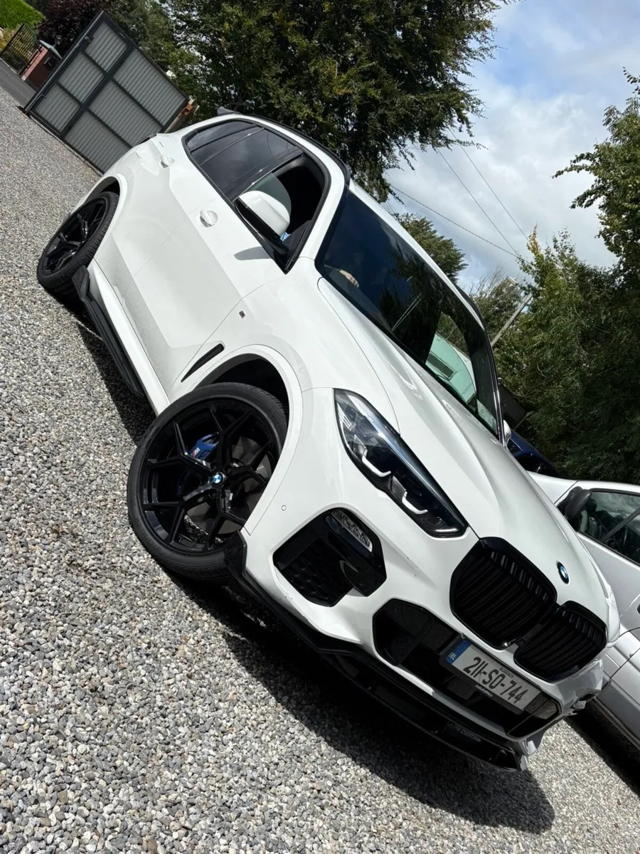 BMW X5 45e - Image 2