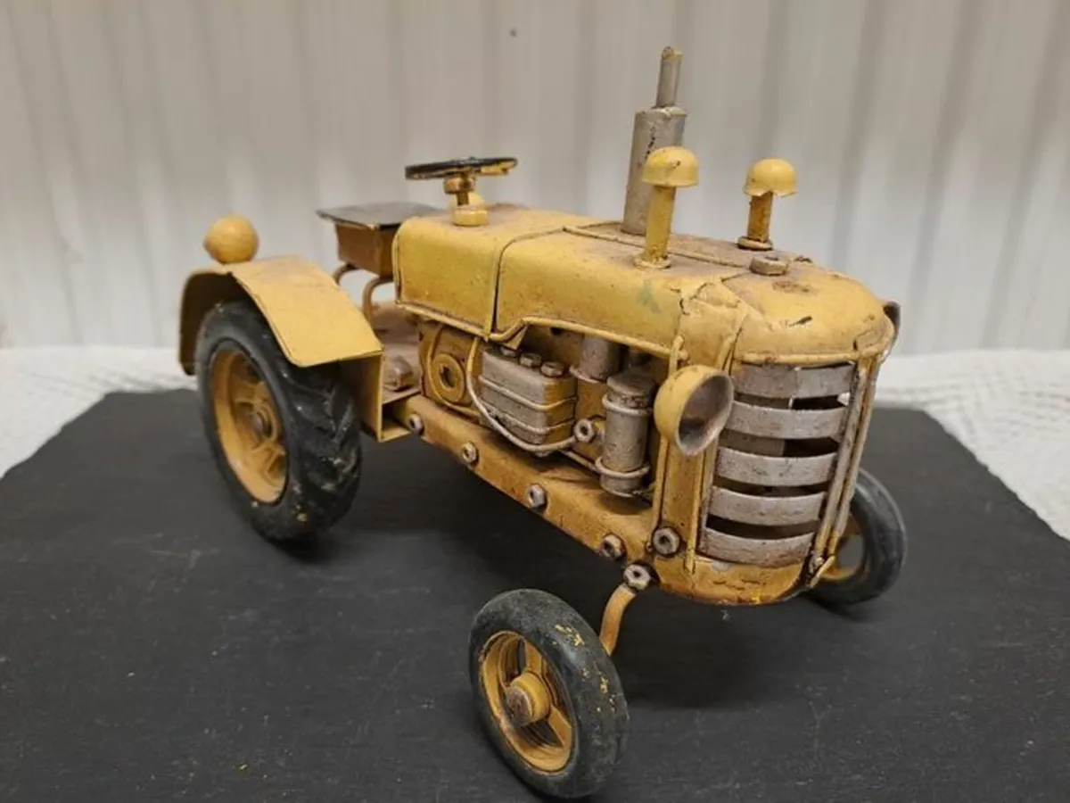 Vintage metal yellow tractor model - Image 3