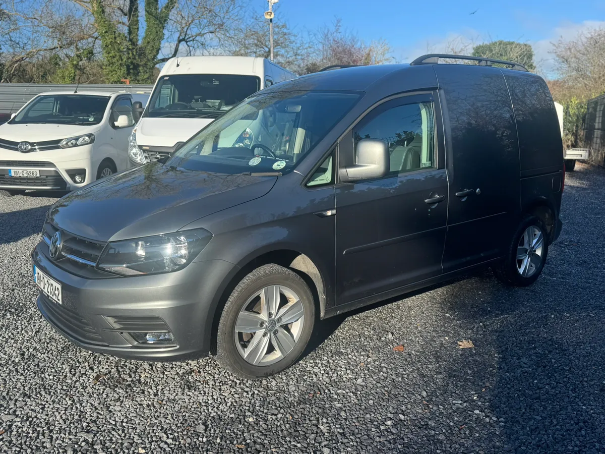 DSG HIGHLINE CADDY LOW MILLAGE - Image 4