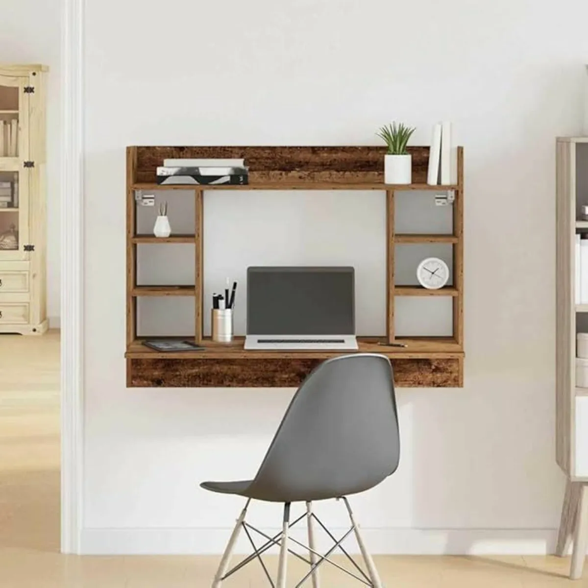 Wall mounted desk - Image 1