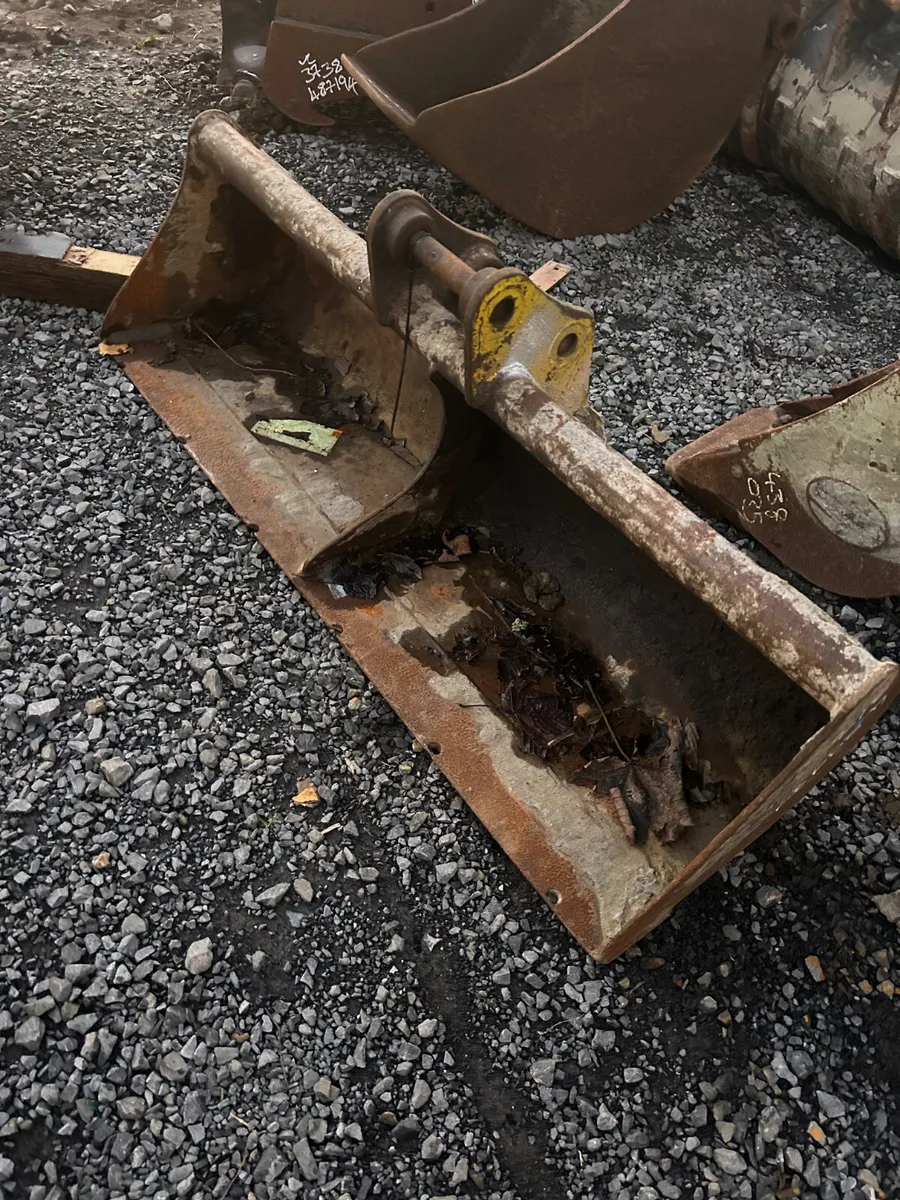 Strickland 30mm pin 4ft grading bucket - Image 2