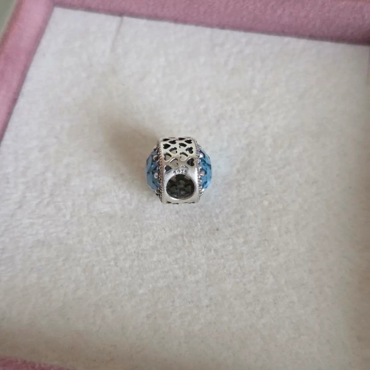 Pandora blue sky radiant hearts charm - Image 4