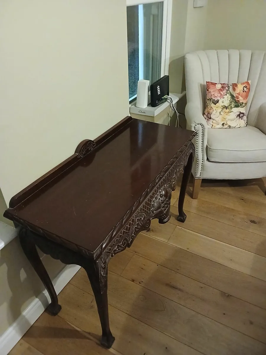 Hall table - Image 1
