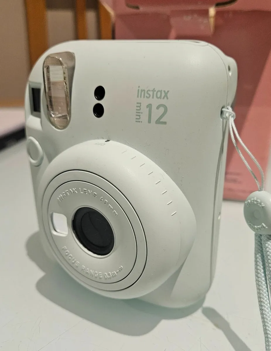 Instax mini 12 - Image 1