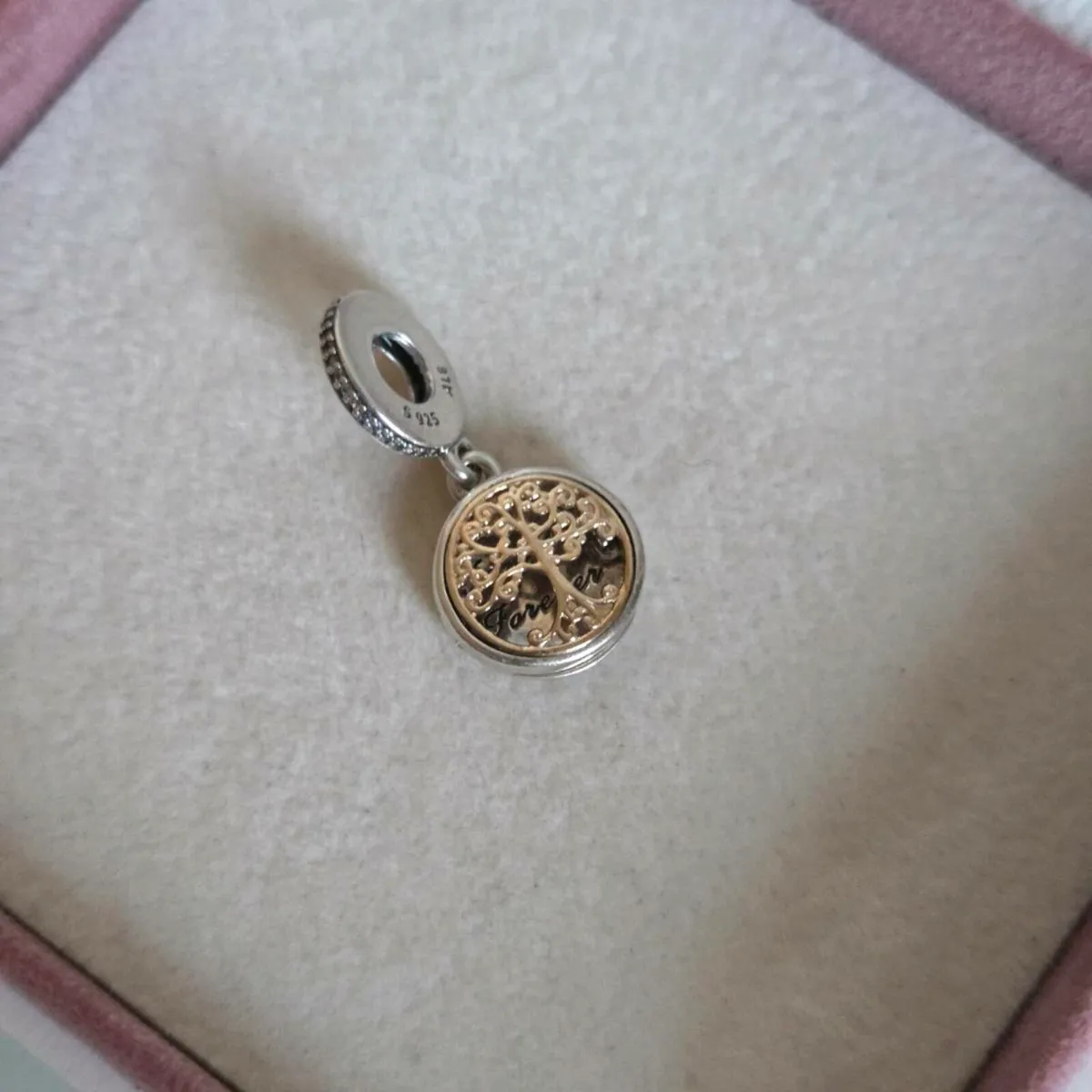 Pandora  14k gold family forever locket charm - Image 2