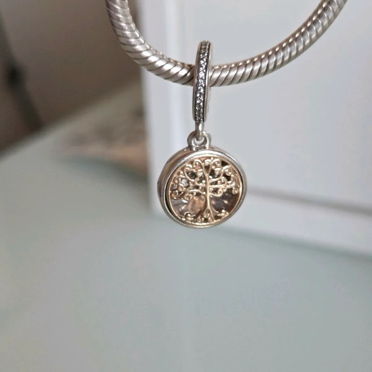 Pandora  14k gold family forever locket charm - Image 3