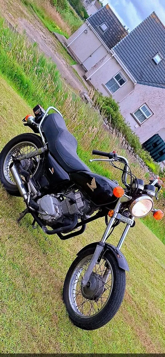Honda CM250C - Image 2