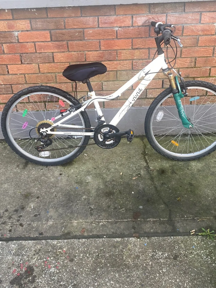 Girls bike - Image 3