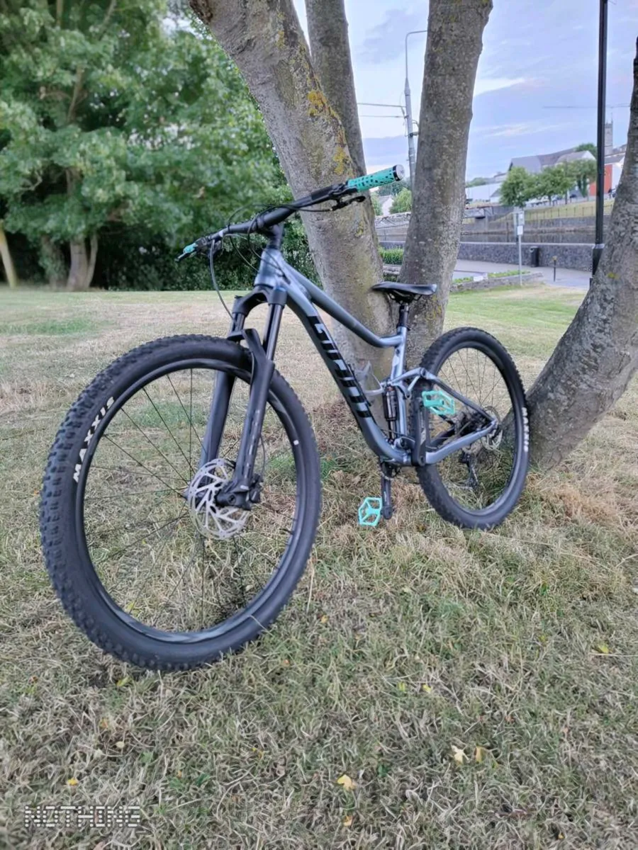 Giant Stance 29  2  2021  Excellent CONDITION - Image 4