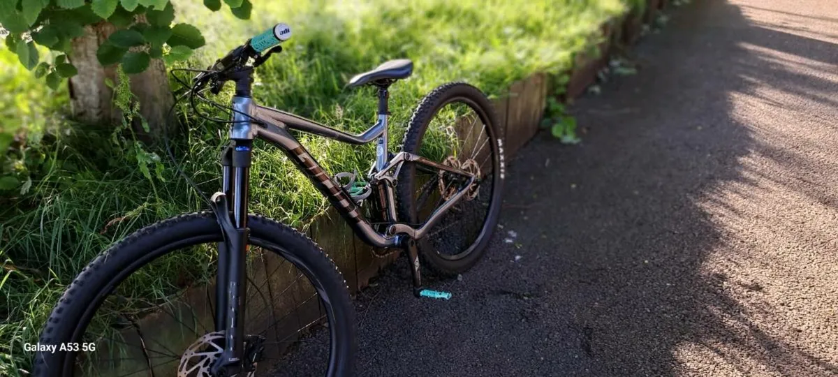 Giant Stance 29  2  2021  Excellent CONDITION - Image 2