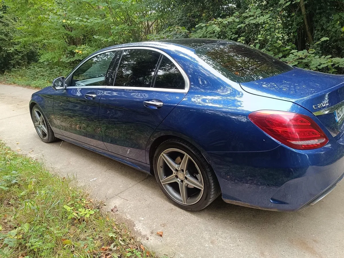 AMG Premium Plus - C Class Mercedes - Petrol - Image 4