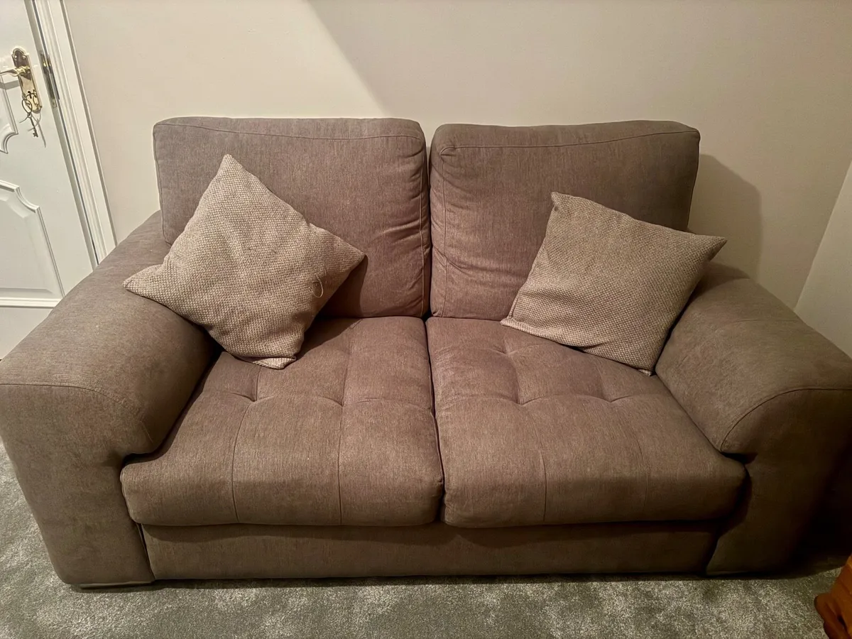 2no 2 Seater Sofas