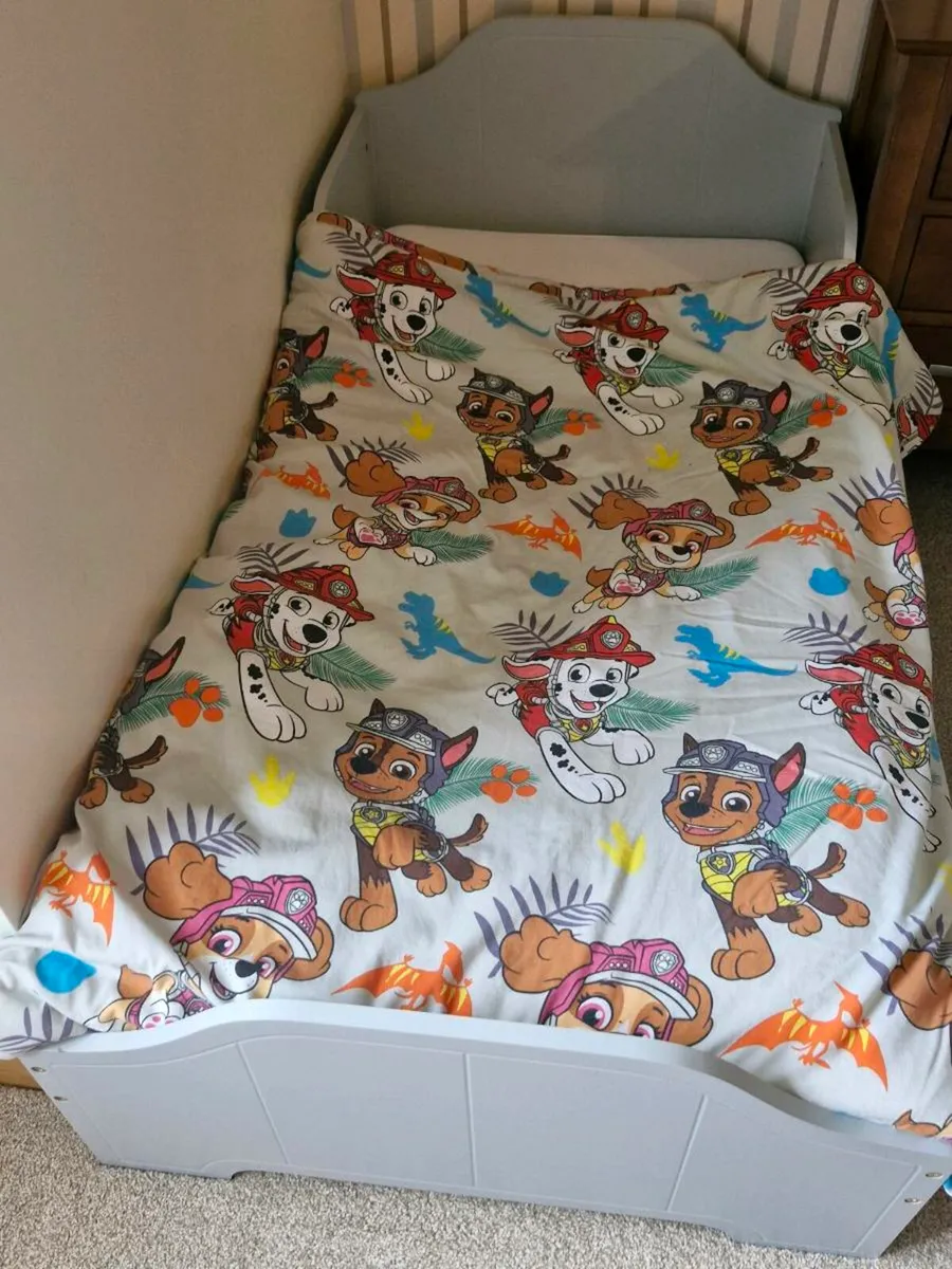 Toddler bed - Image 1