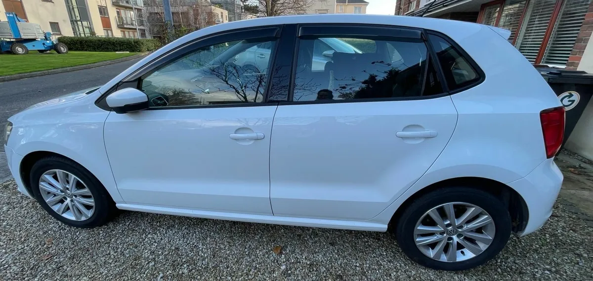 Volkswagen Polo 162 Automatic Low Mileage - Image 2