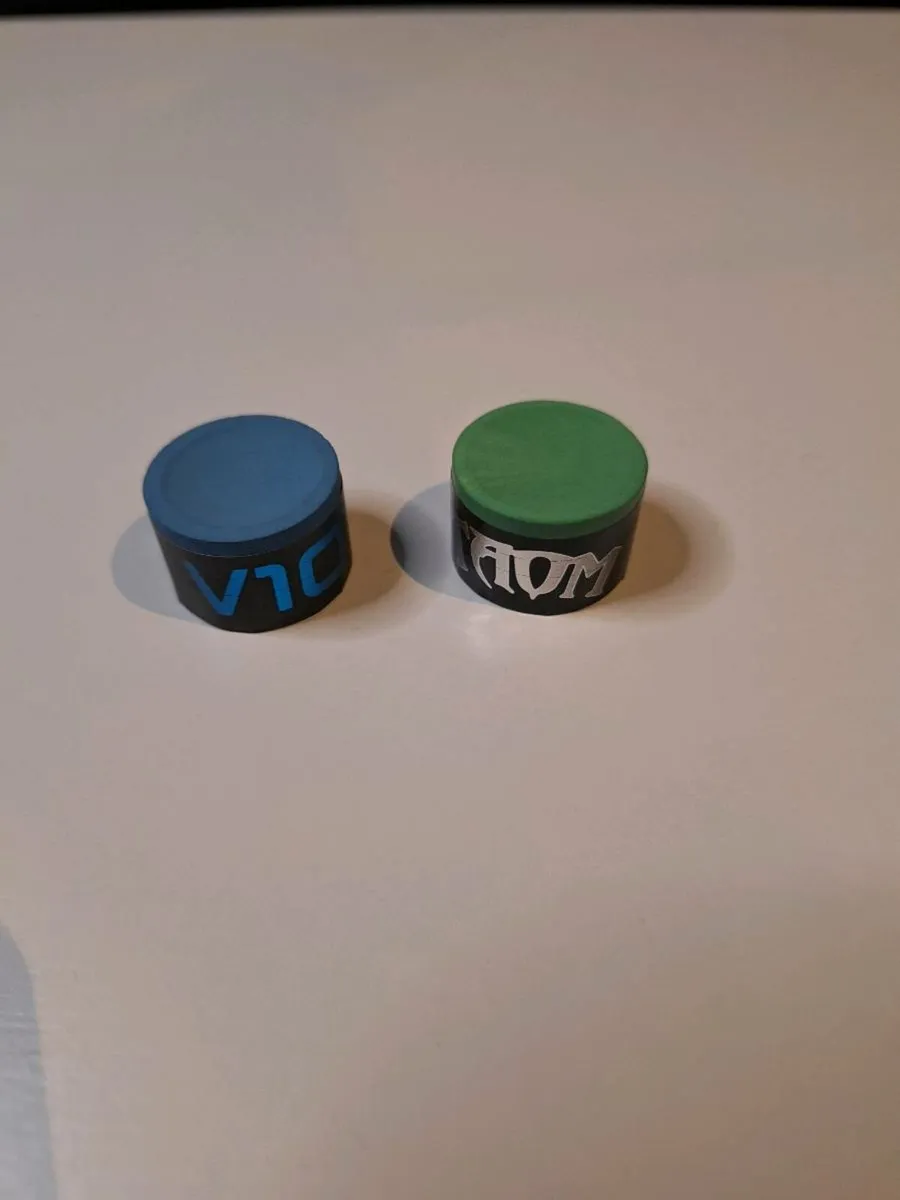 Toam Chalk - Image 1