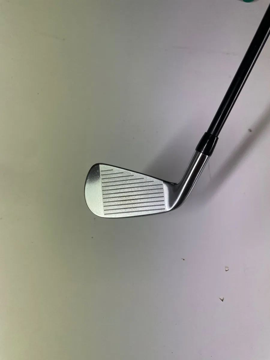 Titleist T200 2 iron - Image 2