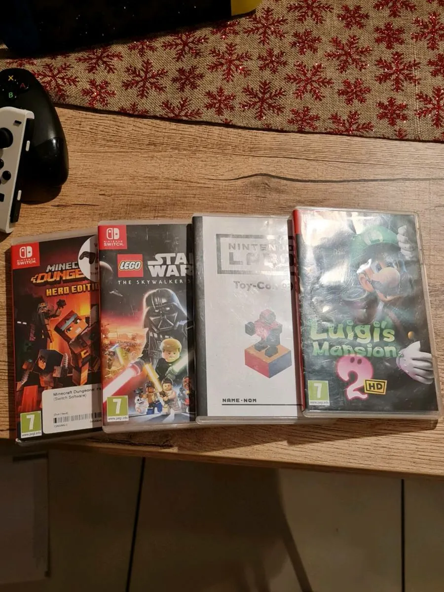 Switch Oled console plus accessories and games - Image 4